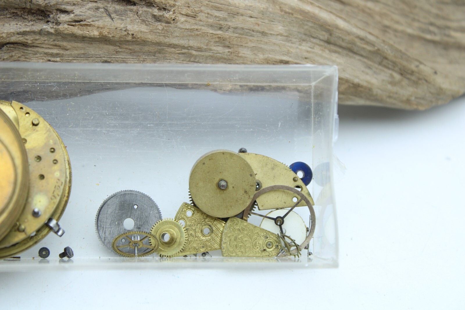 C. HESELWOOD YORK POCKET WATCH MOVEMENT 46.5mm DIAMETER (T2)