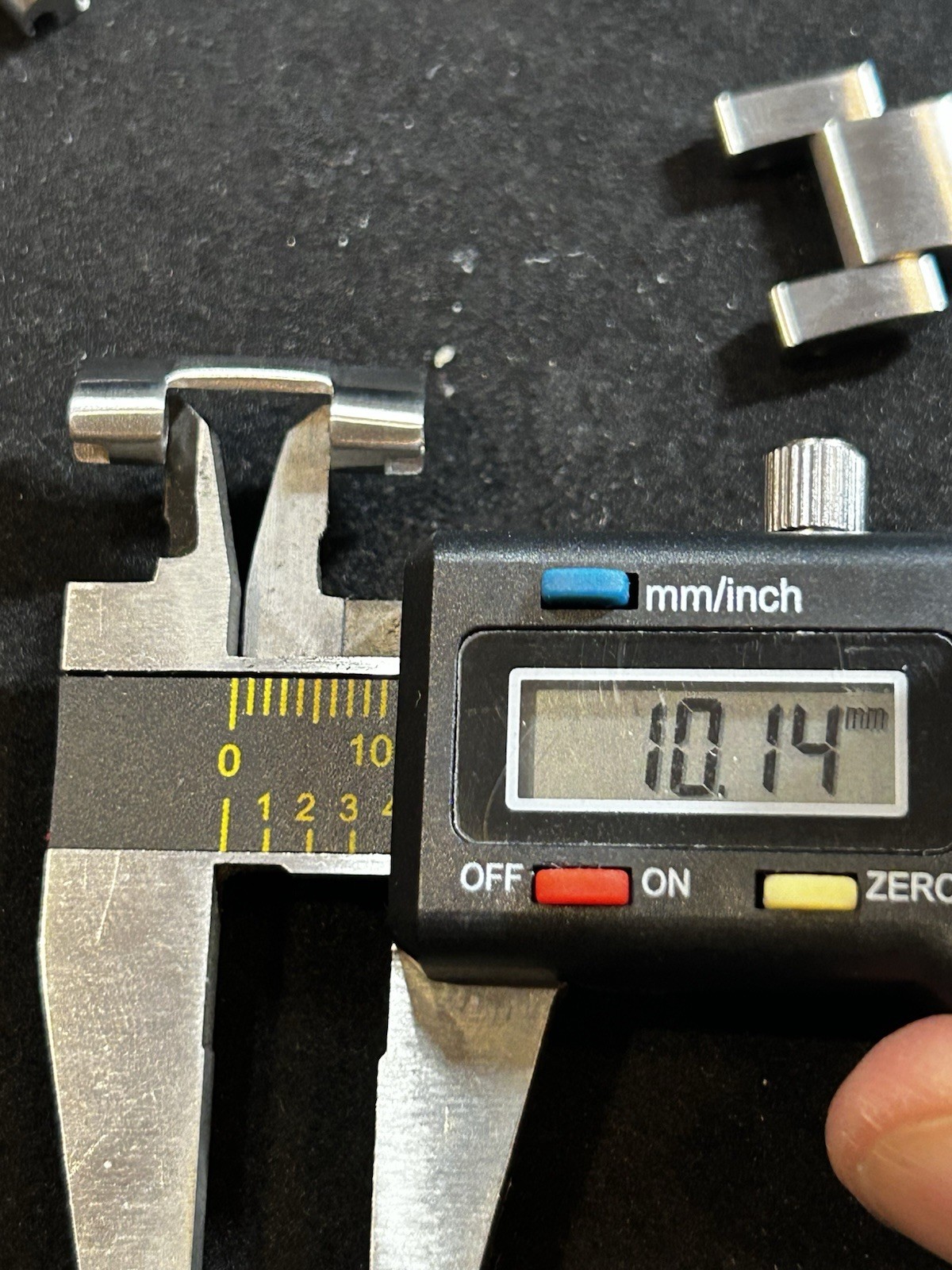 Tag Heuer Aquaracer 300M WAY201A-0 Bracelet End Links 21.5mm