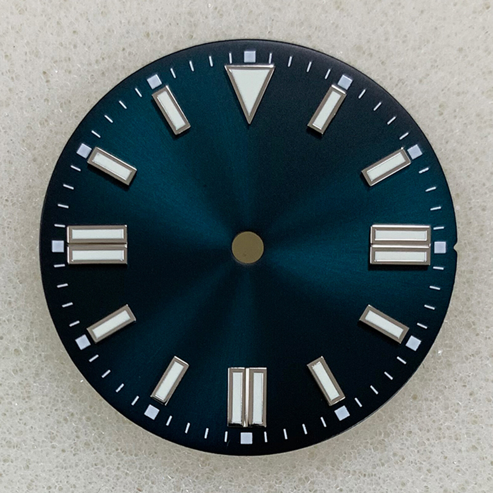 28.5MM Sunburst Pattern Green Luminous Watch Dial for NH35/8215/2836 Movement