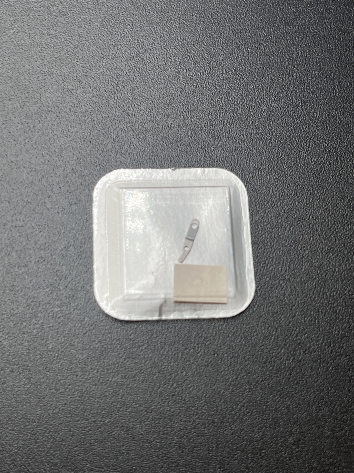 New Genuine Rolex Cal. 3035 Part 5037 Spring For Setting Lever (002)