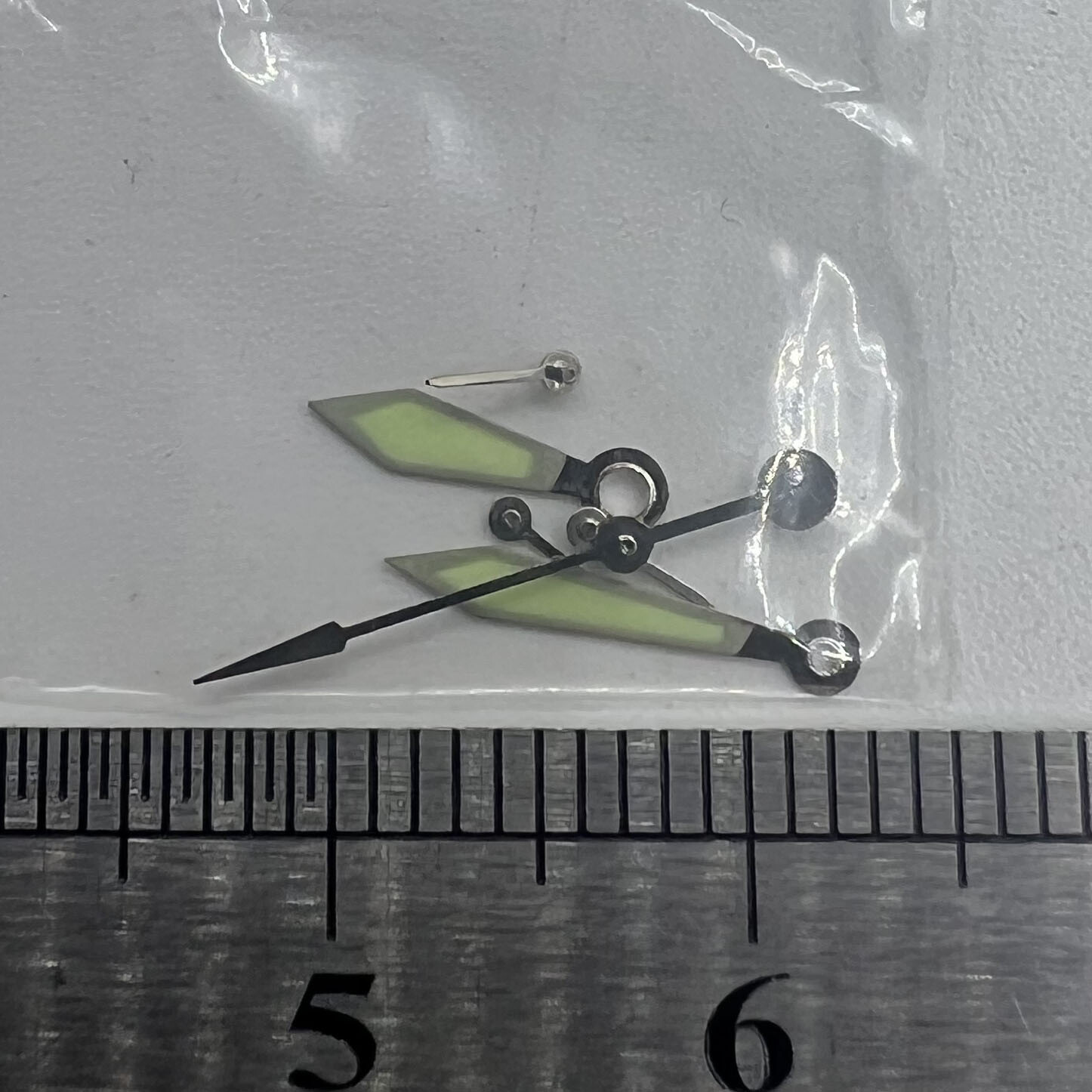 Pointed 11mm Silver Trim Green Luminous Watch Hands for Miyota 0S20 Movement