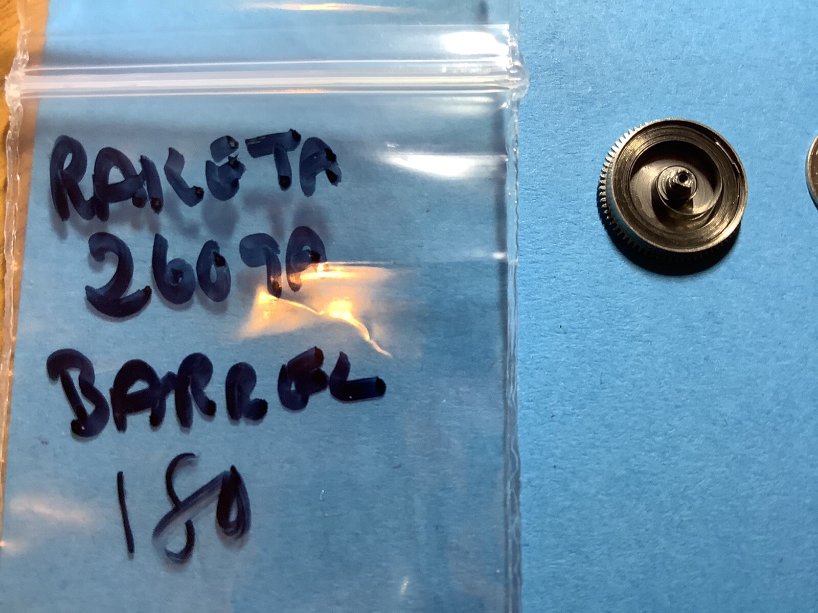RAKETA 2609 MAINSPRING, BARREL, ARBOR.