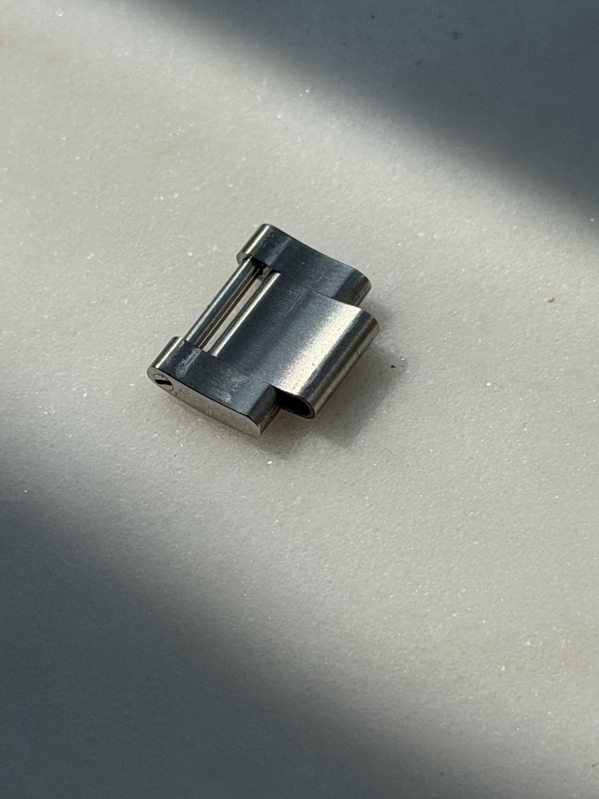 ORIGINAL ROLEX 15.5mm Stainless Steel Oyster Link & Screw For 114270 Explorer