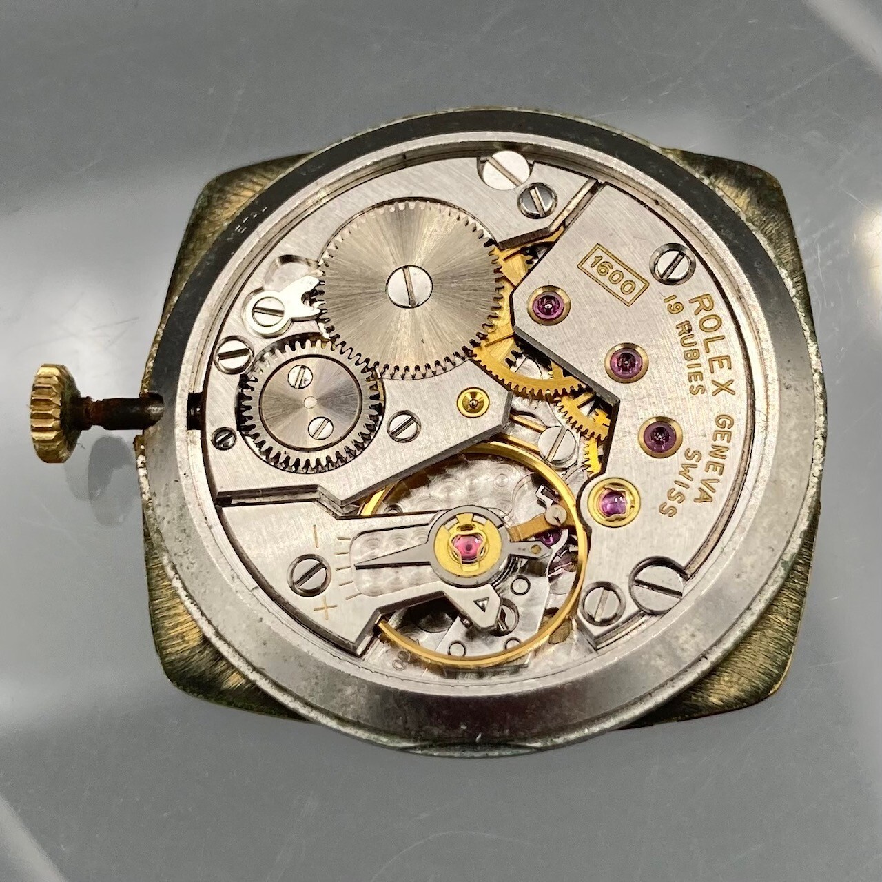Rolex Cellini Hand Wound Movement Red Dial 1600