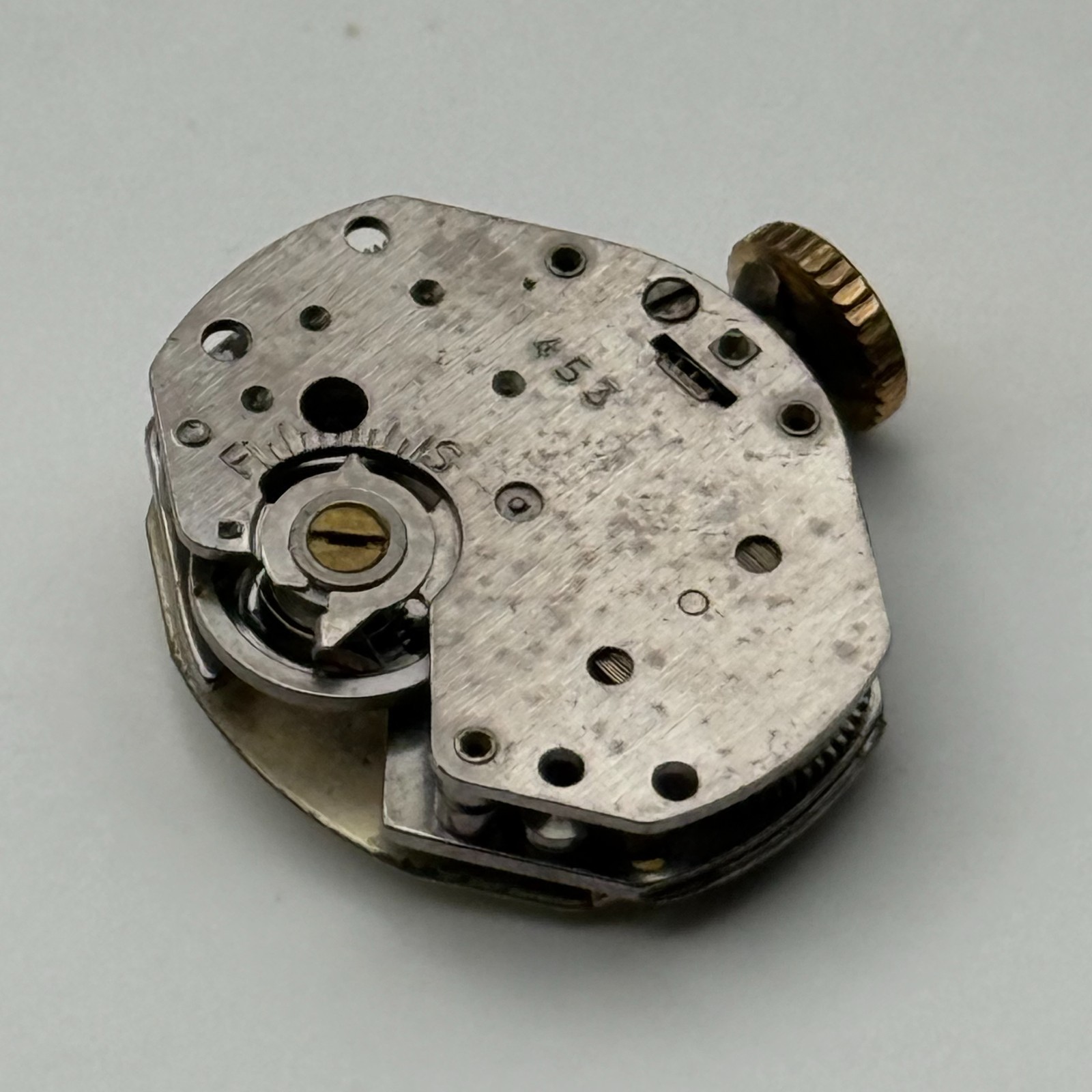 Timex 453 Watch Movement Great Britain Manual Wind Vintage Parts Repair 14.2mm