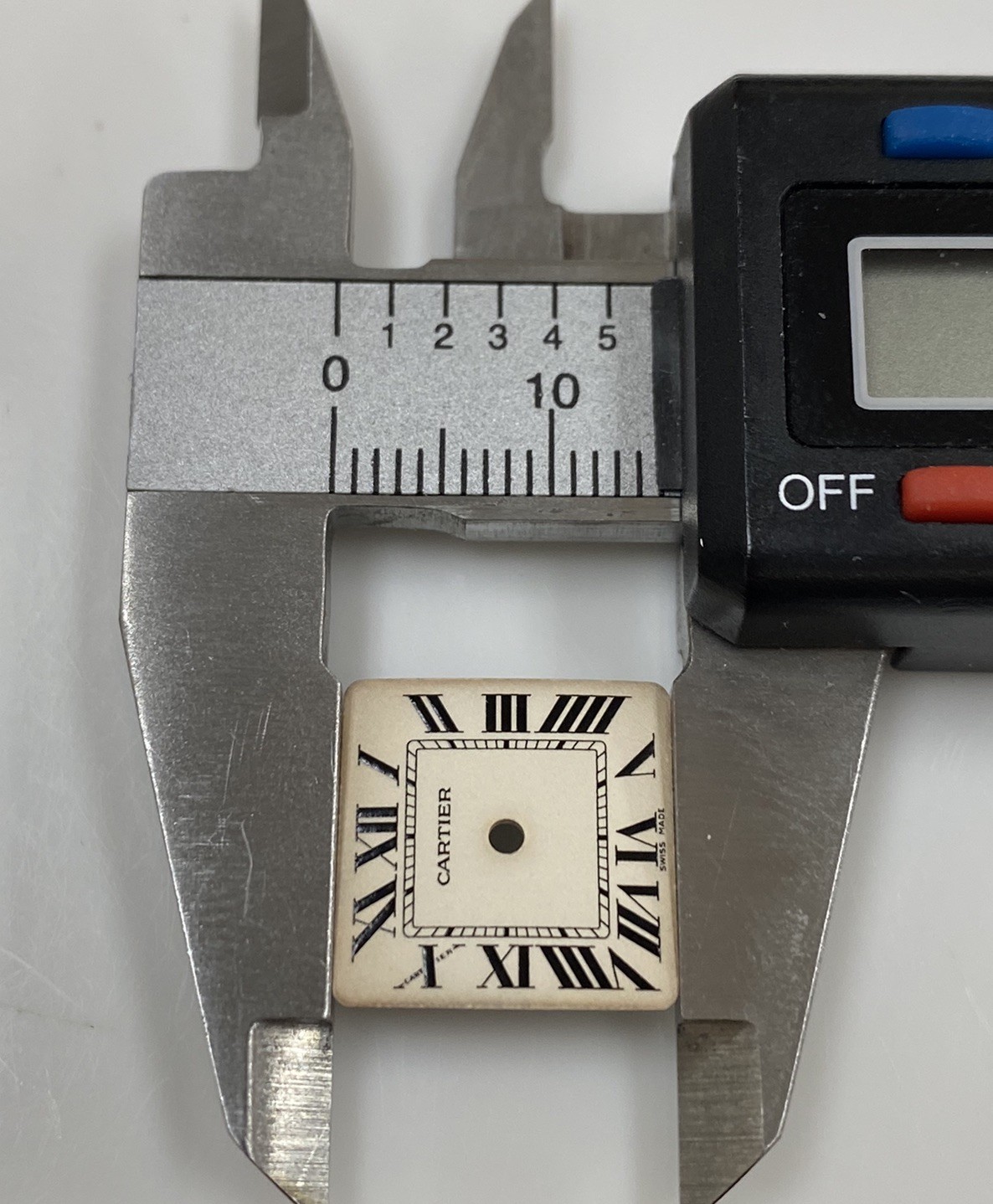 Original Cartier Santos Galbée Cal 157 Ivory Roman Numeral Dial