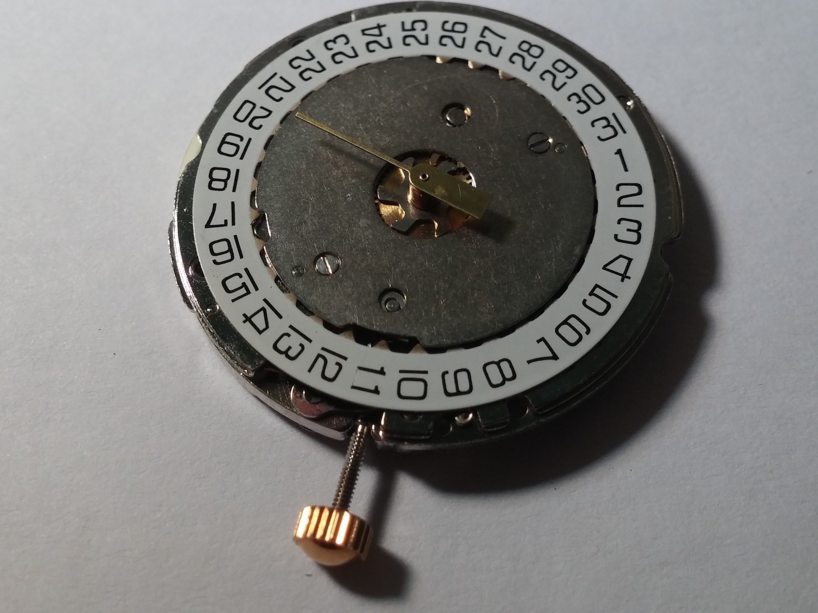 FE France Ebauche 11½” – 8020 N.O.S 2 jewels watch movement central sec. date-3