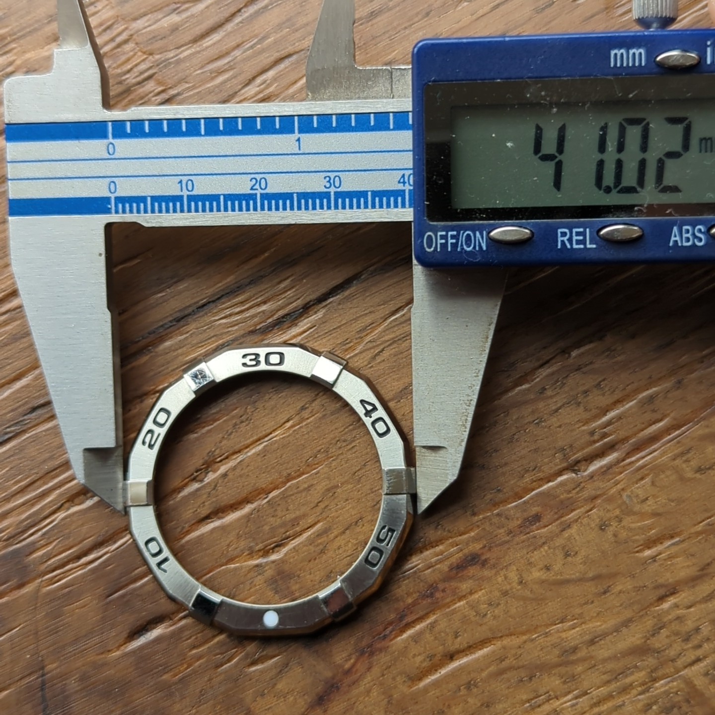 Tag Heuer WBD2110-0 Aquaracer Watch Bezel Part 41mm VGC (T34)