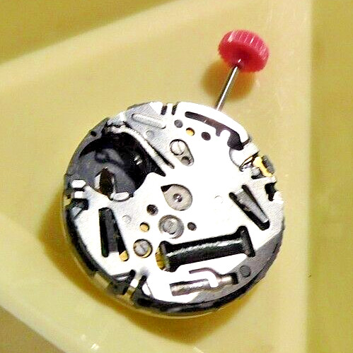 CITIZEN 0730A QUARTZ ECO DRIVE SOLAR. NEEDS CLEANING