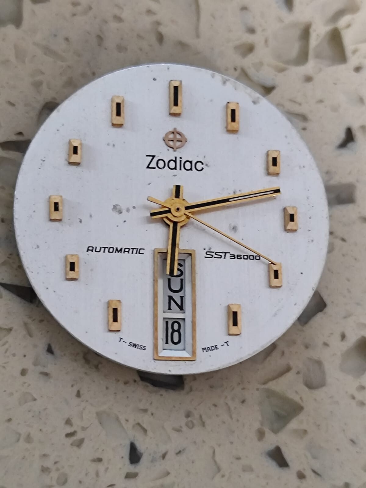 ZODIAC 86 incomplete movment With Dial Good Balance fit for zodiac 76 Used