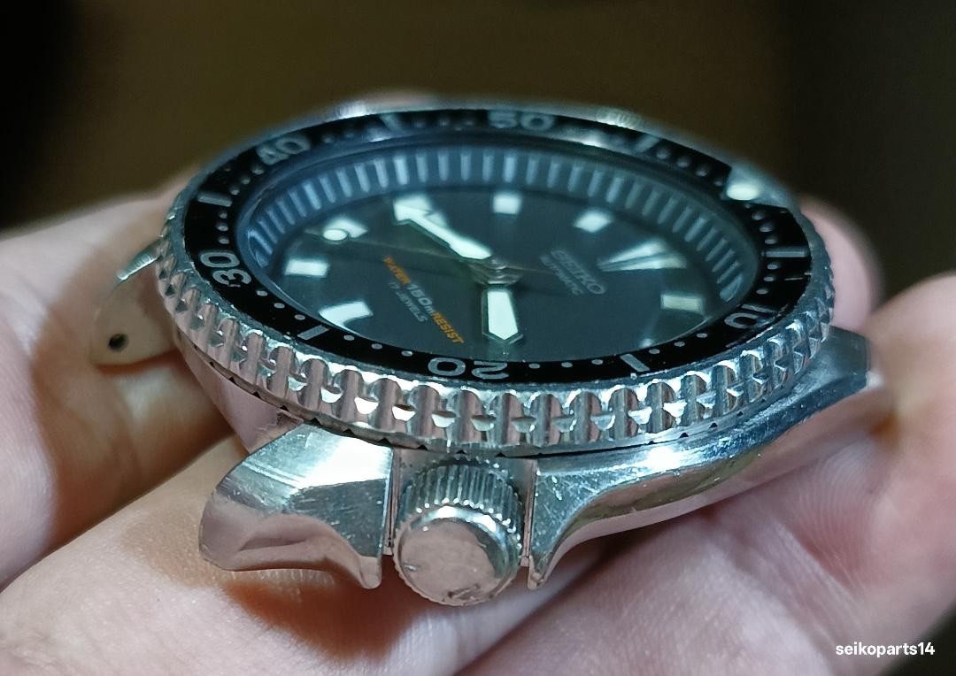 SEIKO 150m BLACK DIVER 7002-7001 YEAR 1996 FEB ALL ORIG HEAD -/+10 SPD ACCURACY