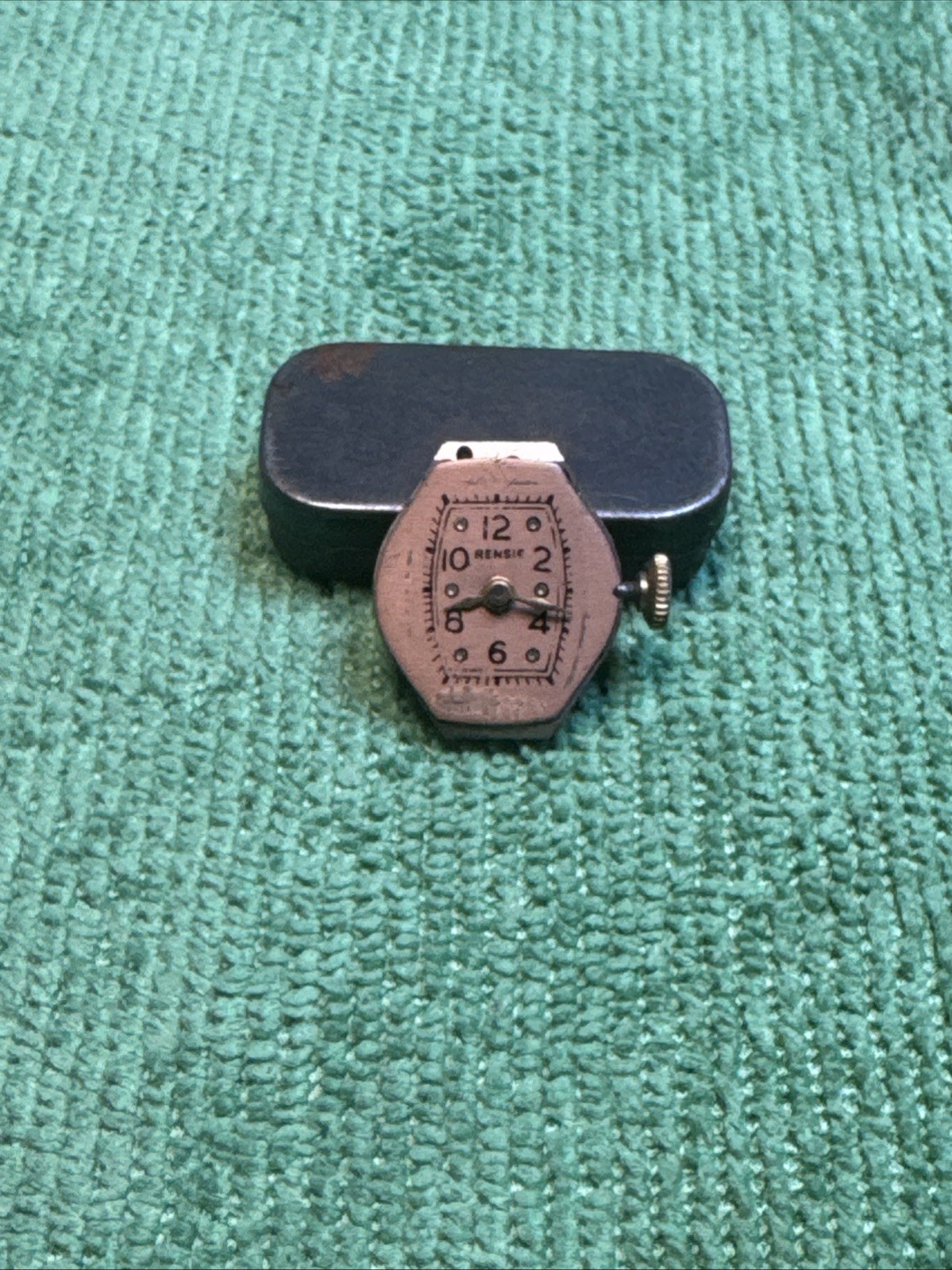 Rensie Watch Movement Copper Color Dial Hands. Overwound For Parts Or Repair