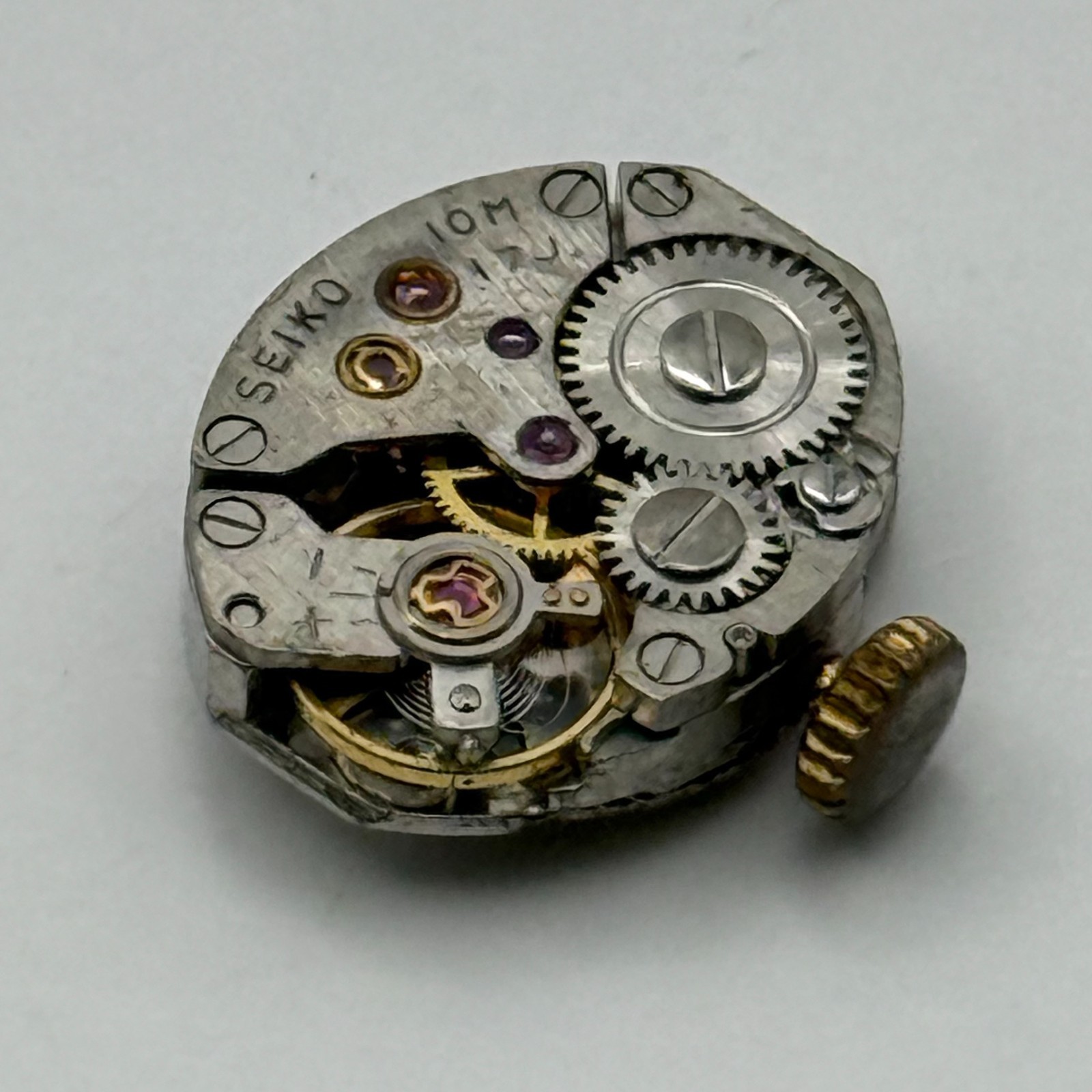 Seiko 10M Watch Movement Diashock 17 Jewels Ladies Vintage Parts Repair 15.7mm