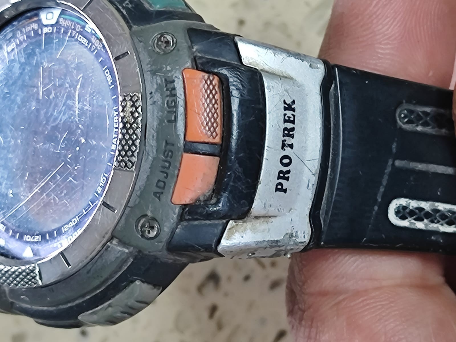CASIO,PRO TREK,PRG-80 Mod 2894 Watch Vintage WORKING Y