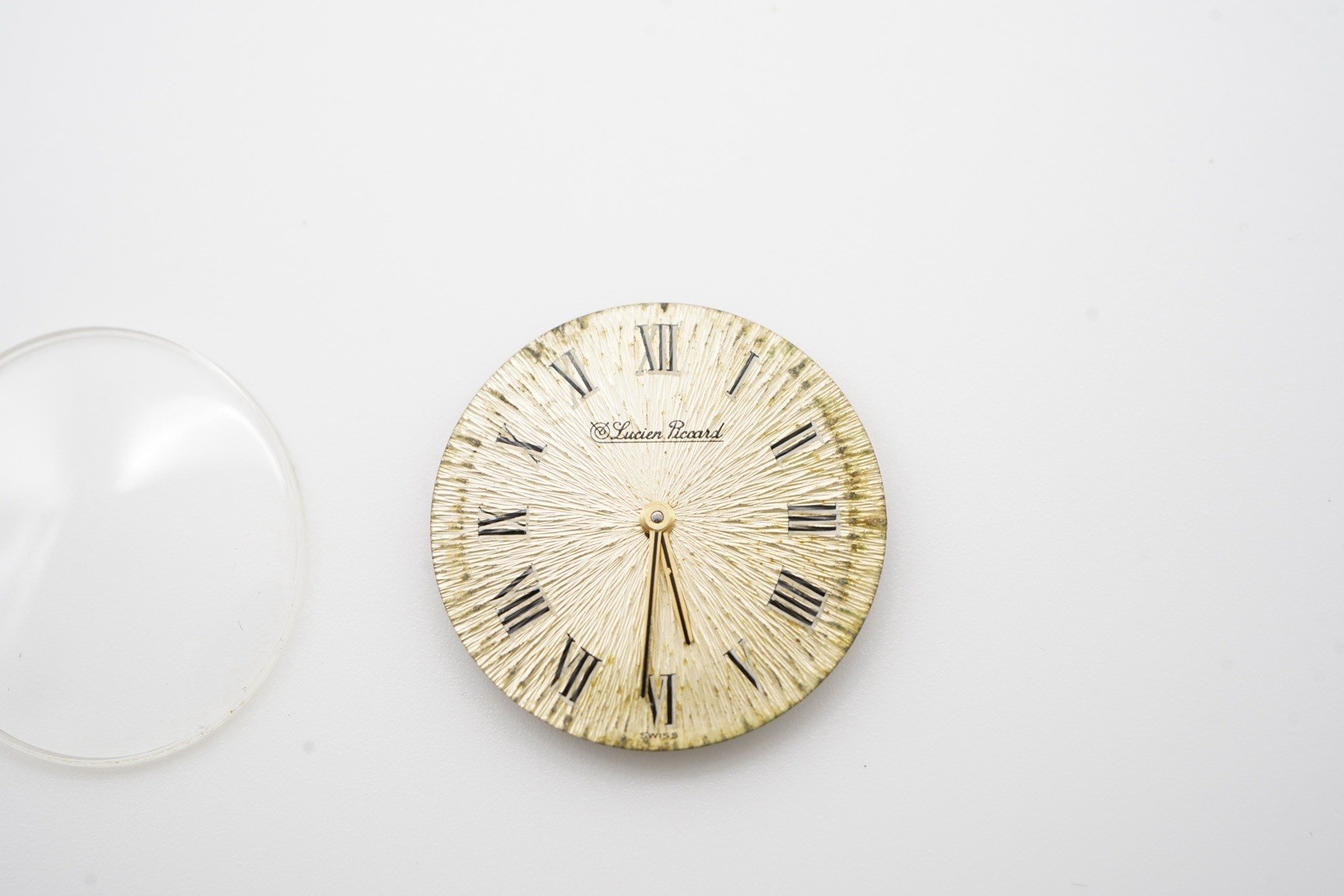 Vintage Lucien Piccard. LP48E. 17 jewel watch movement Not running