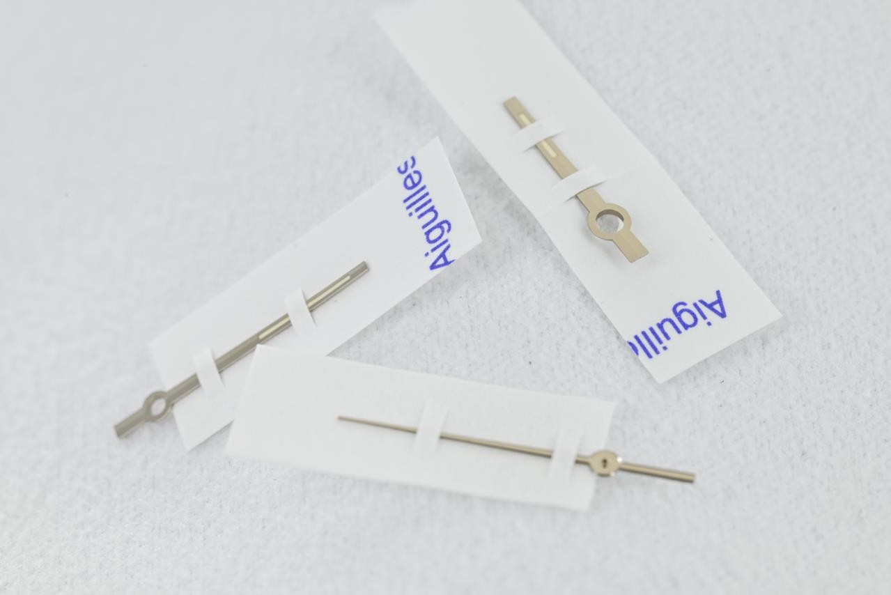 Rolex Oysterquartz 17014 Hand Set – 1980’s Calibre 5035 Aiguilles Luminova
