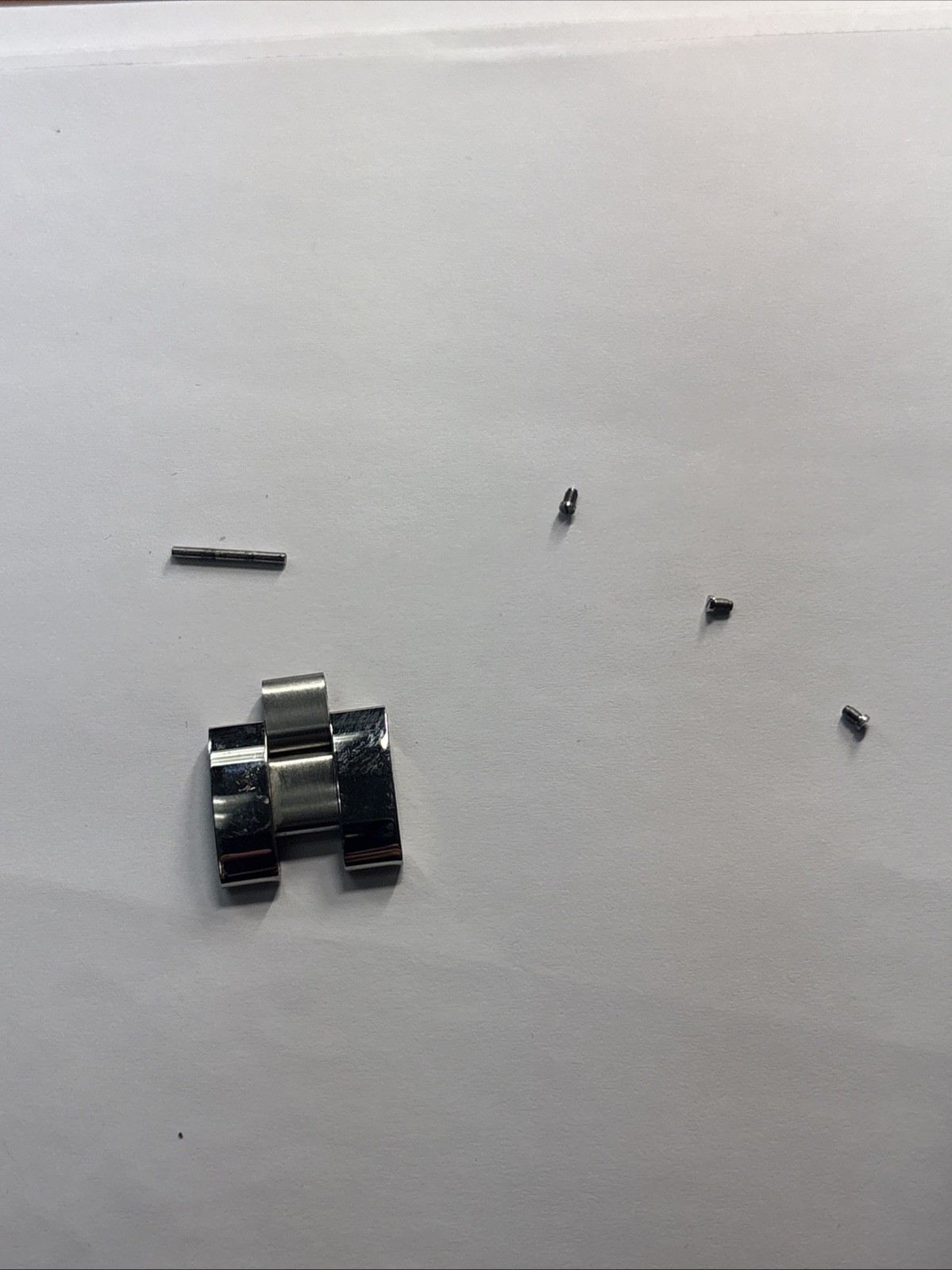 Cartier Roadster One Link As Is With 3 Screws And A Pin 18mm
