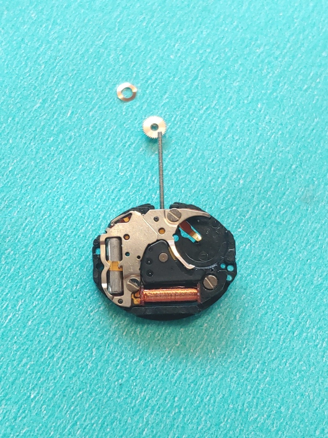 TMI VX11A- 3 Hand Quartz Watch Movement. NOS. Sets, Runs 24 Hours.