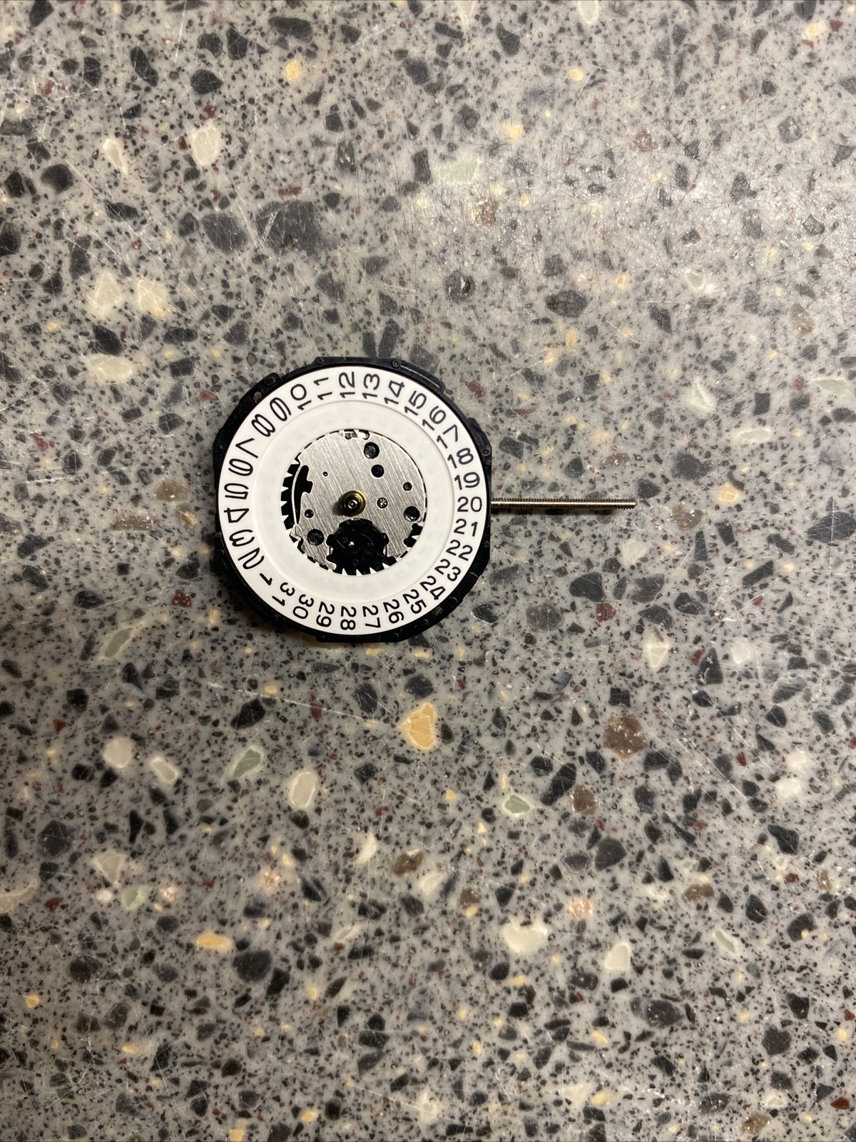 Hattori PC32 Quartz Watch Movement Date At 3, Brand New, Tested
