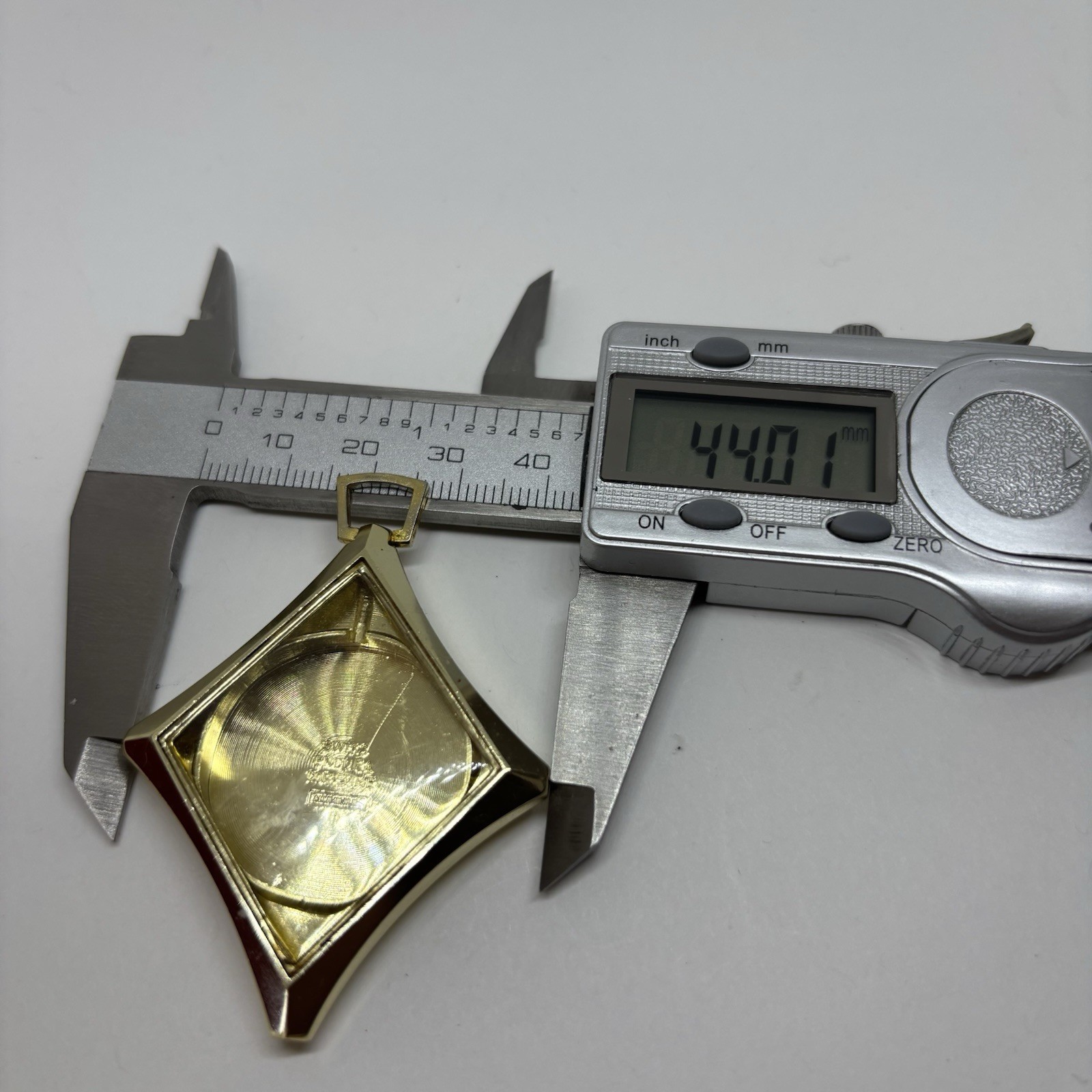 Endura Pendant Case For EB 8800 Manual Wind Mechanical Movement Vintage