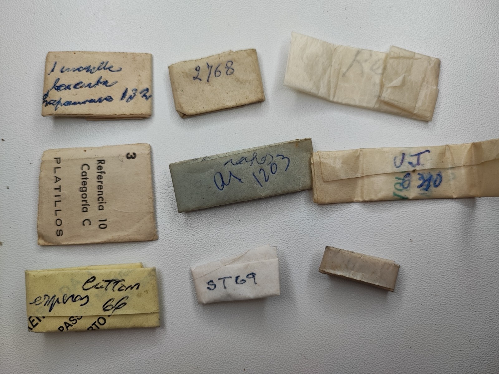 mix watch parts 132, 2768, ut 6310, as1203, catting 66, st 69, 25 others (rust)