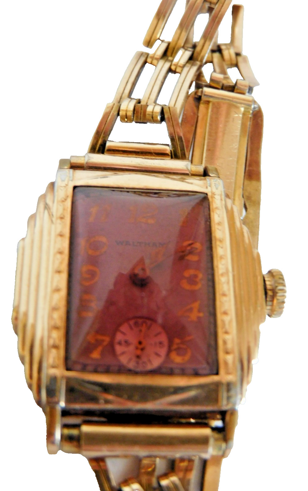 GENTS WALTHAM 1864 RUBY 17 JEWELS MOVEMENT #115203. GOLD FILLED CASE #116040.