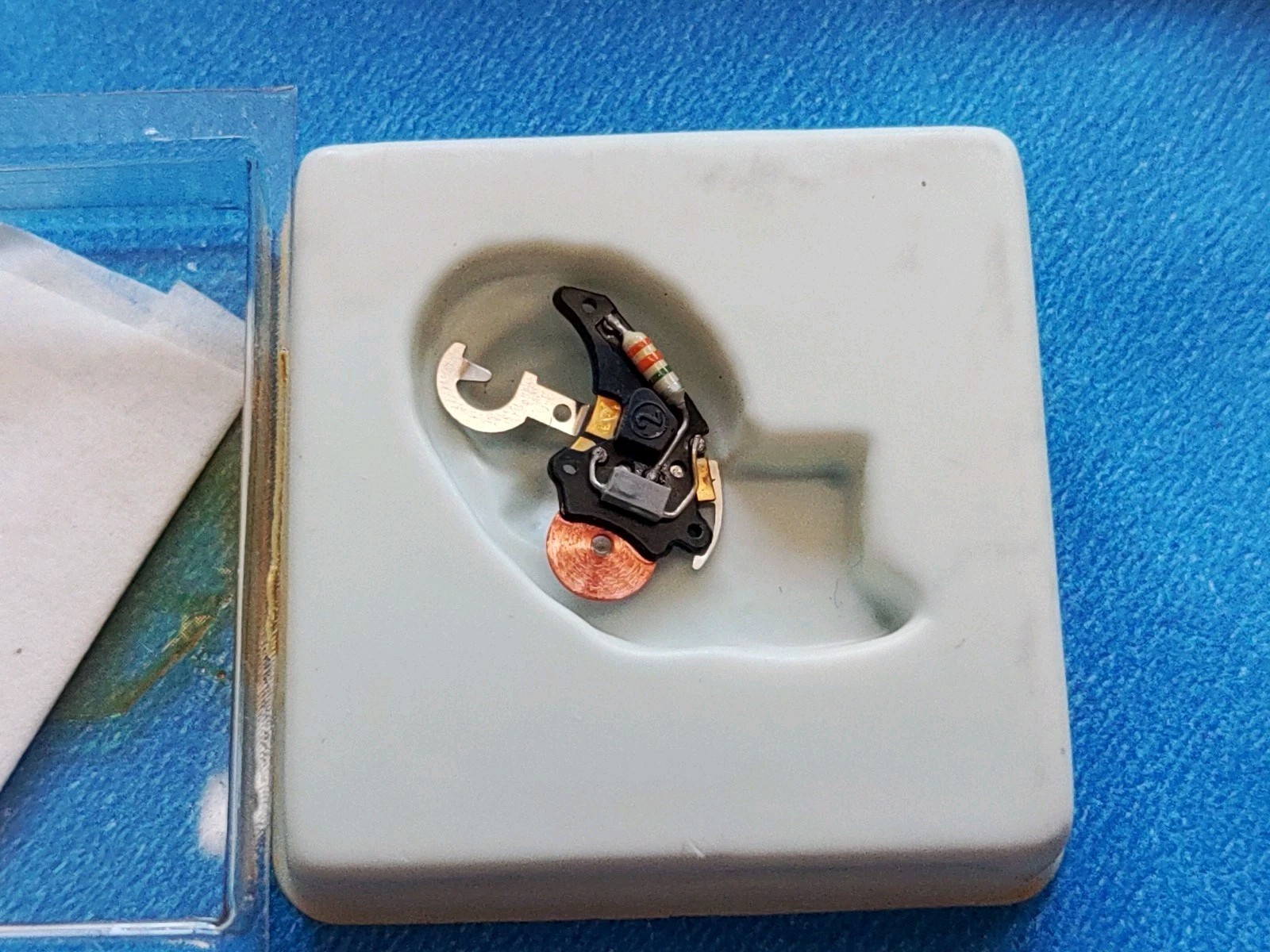 NOS ESA 9200 Circuit With Coil Part #4000. All Tested In Working Movement .