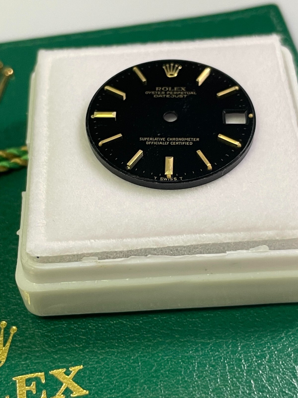 Factory Original Rolex Ladies DateJust 69173/ 79173 Glossy Black Dial w/ Y Gold