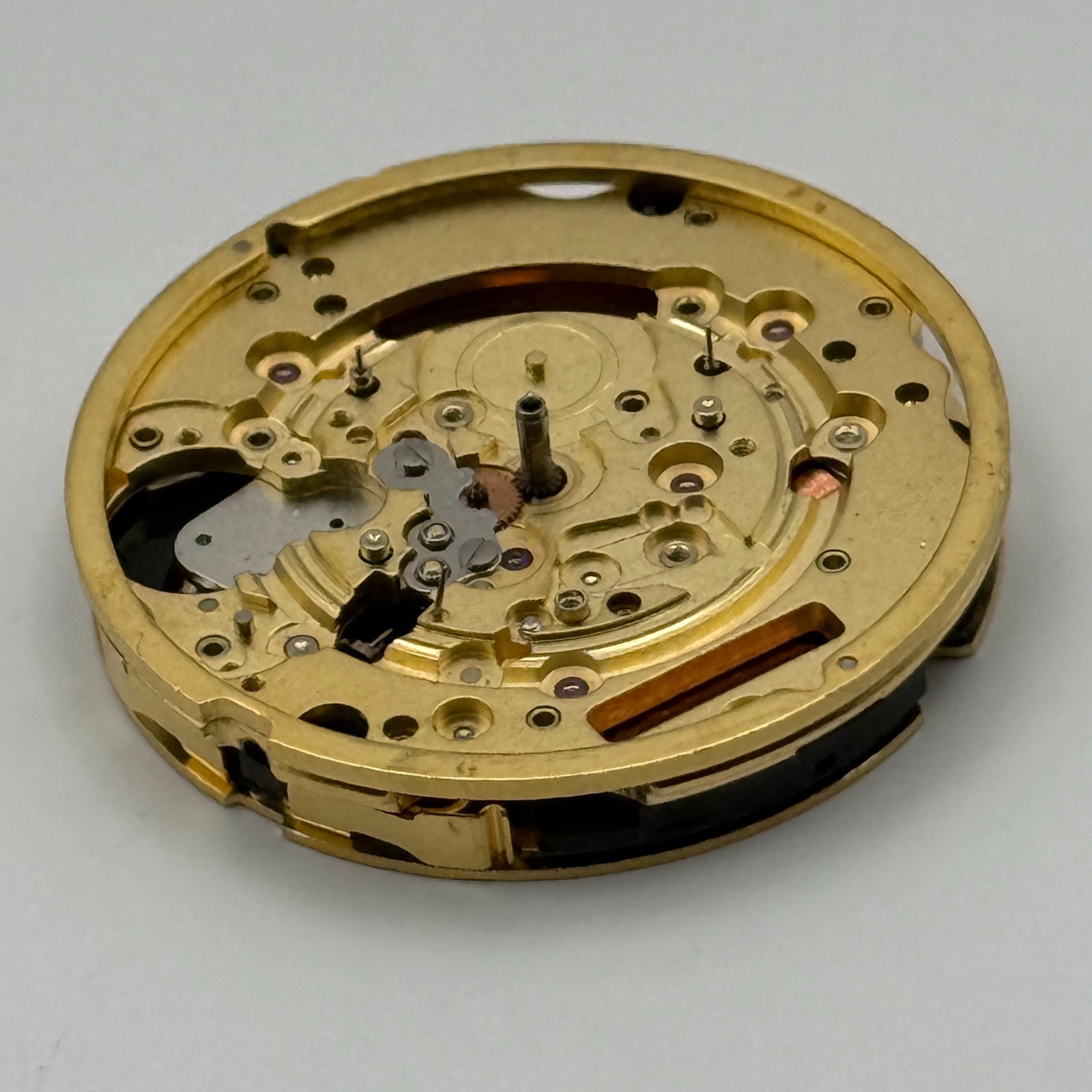 Ronda 5040.D Watch Movement Quartz Swiss R9 13 Jewels Vintage Parts 28.5mm