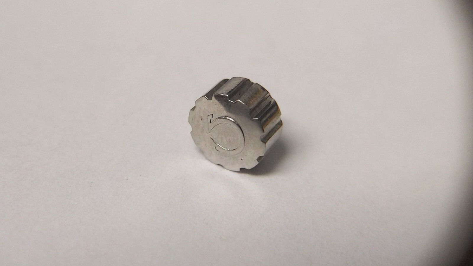 CROWN S/S white 6.5mm diameter x 2.5mm tube (tube not included) long post