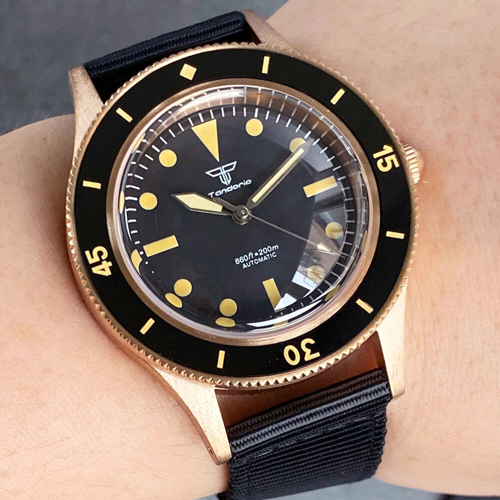 40mm CUSN8 Solid Bronze Date Window Bow Sapphire Glass 20BAR Sandblast Pilot NH