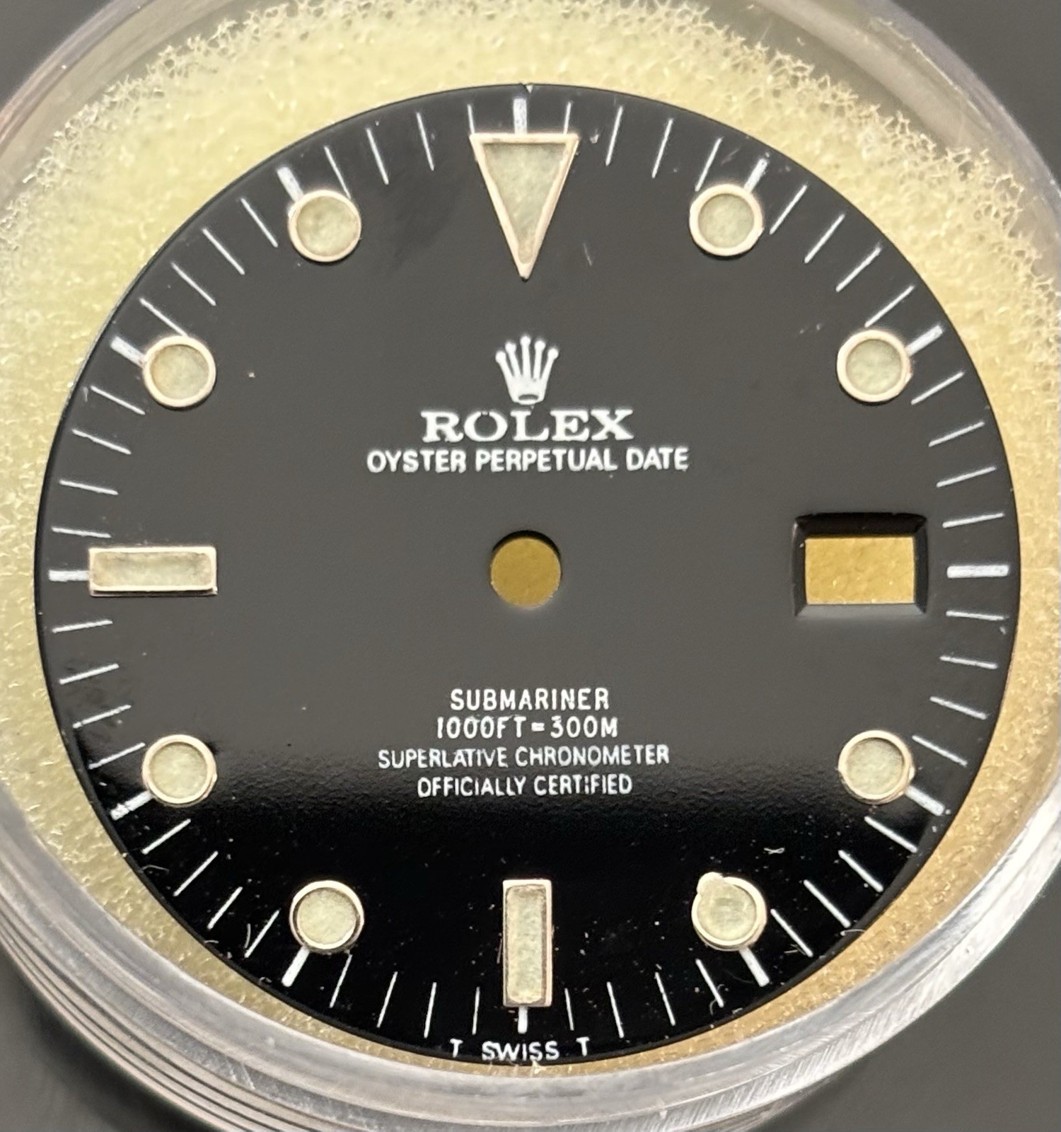 Rolex Submariner Oyster Perpetual Date Black Dial. Vintage Ref 16610