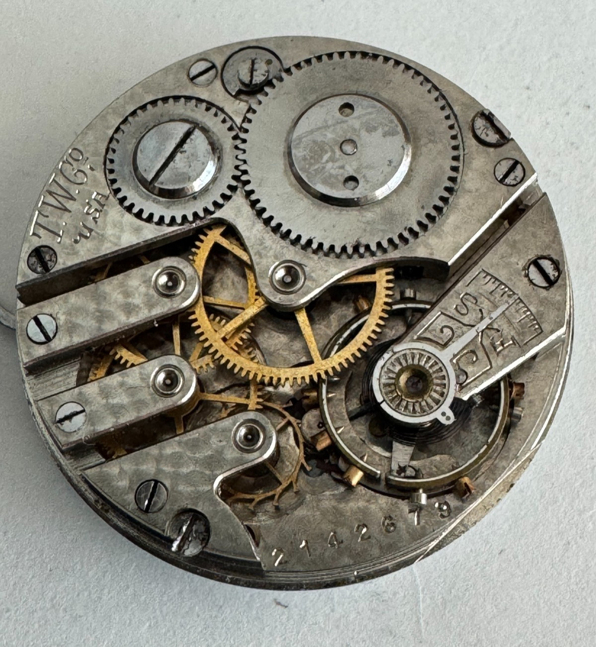 VINTAGE 6 SIZE TRENTON HUNTING POCKET WATCH MOVEMENT GR. 300 FORTUNA RUNNING