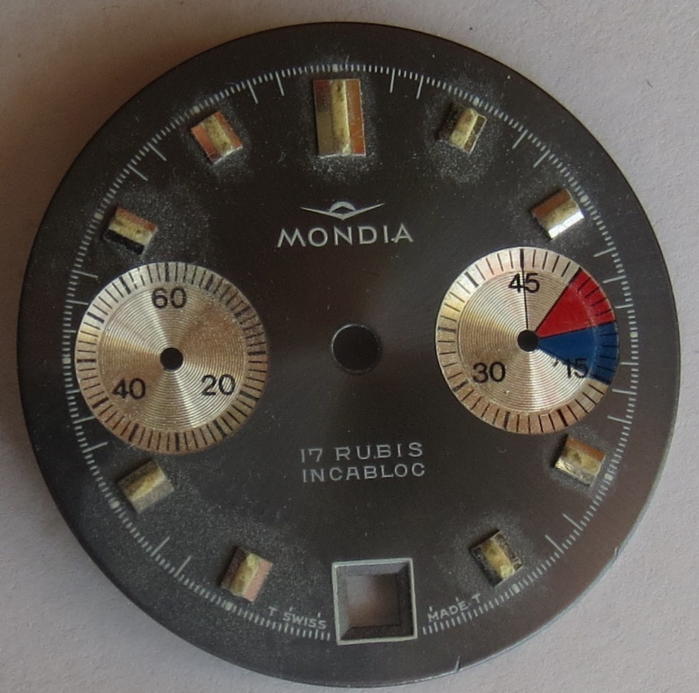 Mondia chronograph mens wristwatch dial 29,5 mm. in diameter
