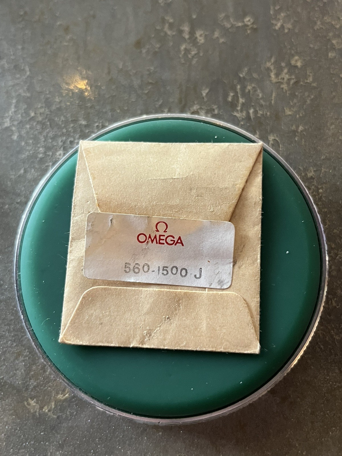 NOS Omega 560-1500J Rare Black On Gold Date Ring/Date Indicator. See Description