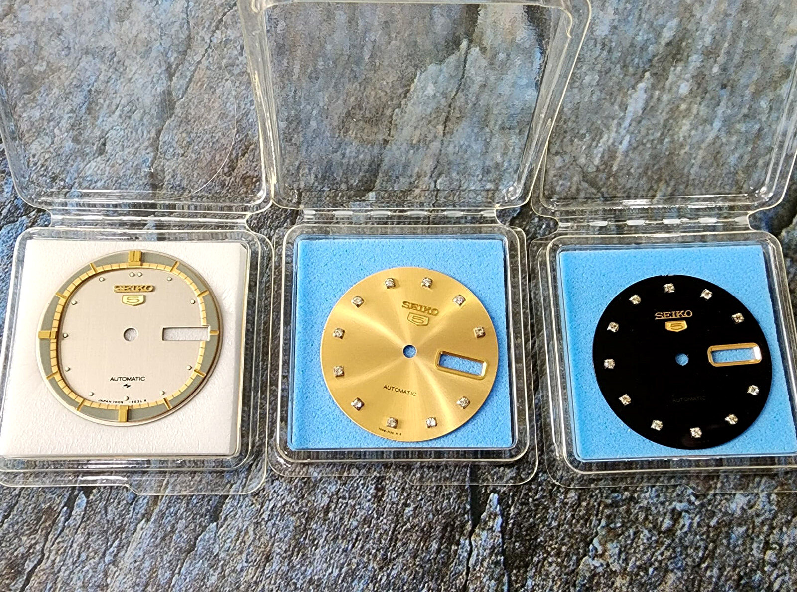 NOS RARE Vintage Seiko 7009 Black Gray Gold Dial Automatic Choose color.