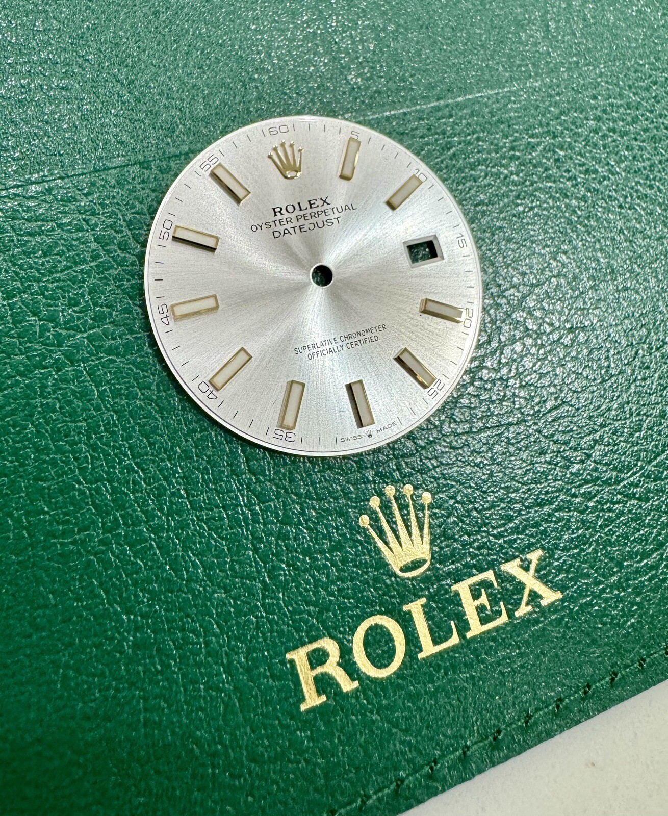 100% Original Rolex DateJust 41 Silver Dial Two Tone Gold 126333 126303 *MINT