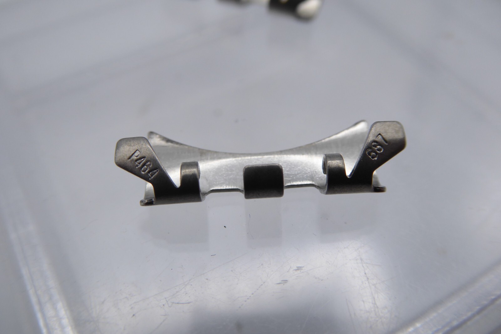 Vintage End Link Jubilee P464-687, 18mm