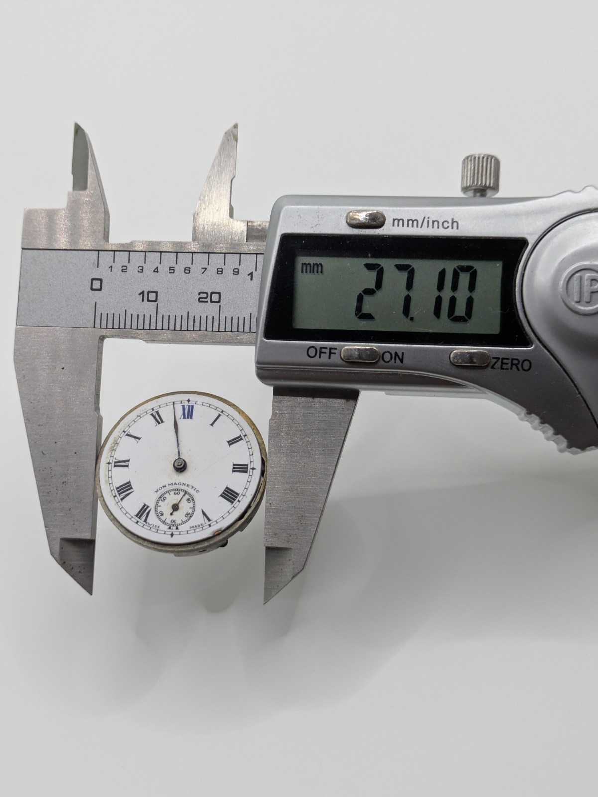 Cal 729 FHF 51589 Visible Manual Wind Movement Swiss 27.1mm