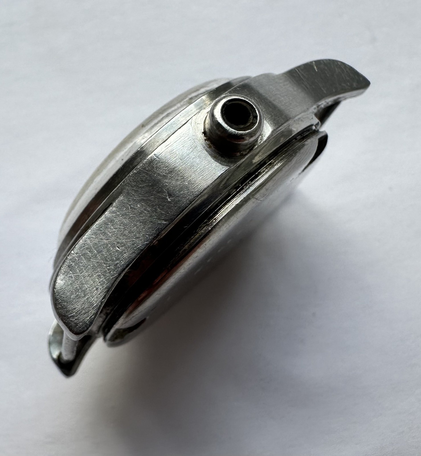 Swiss Brevet watch case and back, outer diameter 28.5 mm, inner diameter 23.5 mm