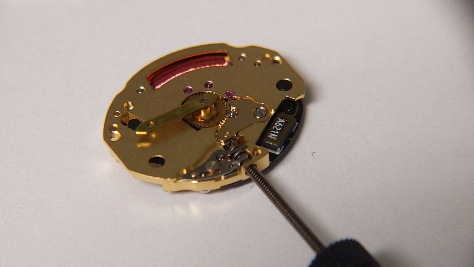 ETA 976.001 Watch Movement Swiss Made NEW! 6 JEWELS. SH Standard Height yellow