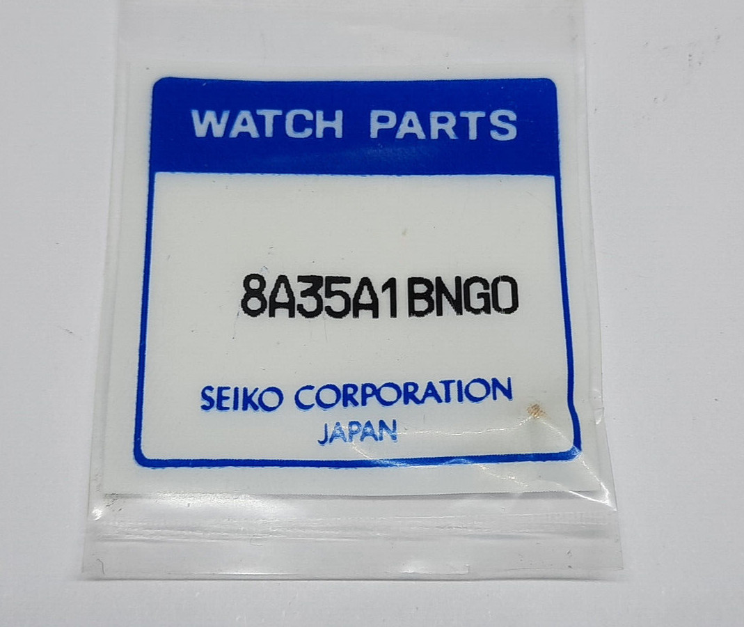 Genuine NOS Seiko 8A35A1BNG0 Gold Colored Crown Seiko V810, V811