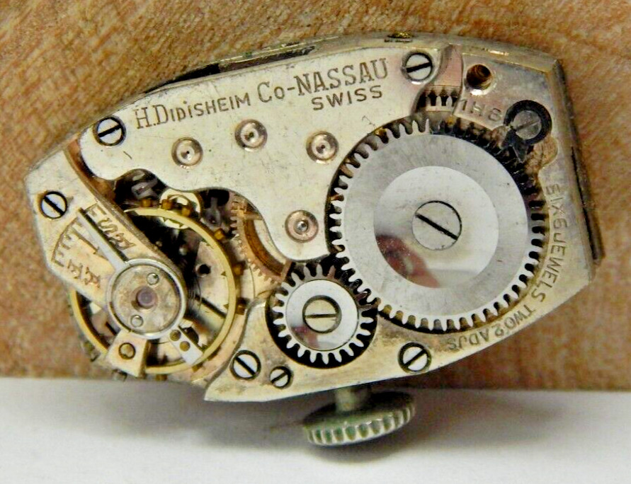 Vintage Didisheim 6j 2 adjustment 1H8 art deco wrist watch movement with crown