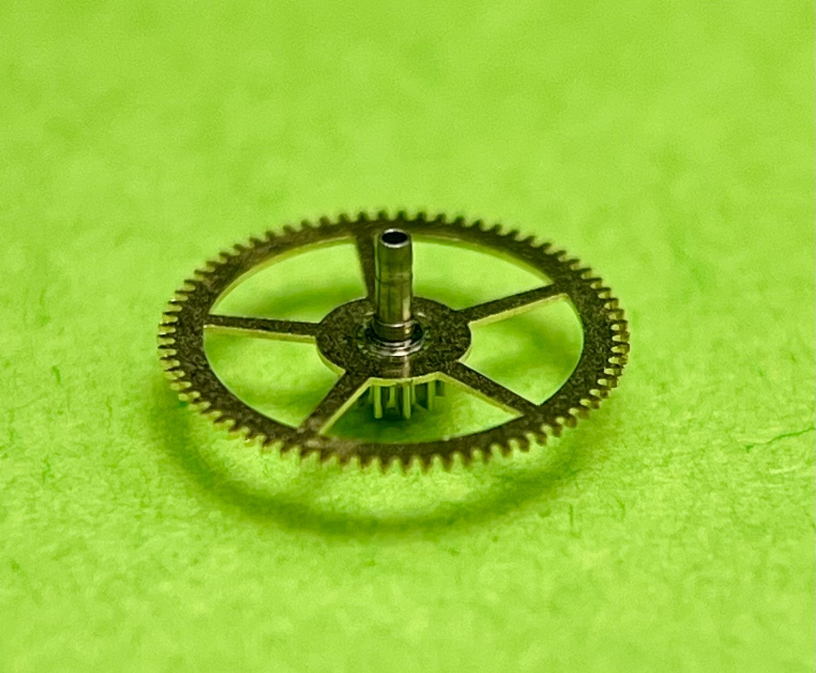 Arogno 844 Hours Wheel – Total Height: 3.33mm – Genuine Parts