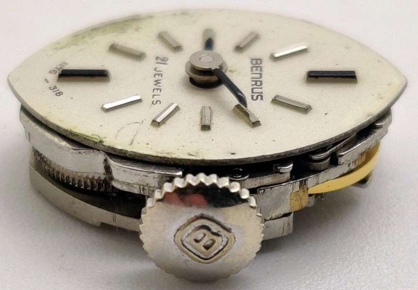 Vintage Benrus Model HM4B81 21 Jewel watch movement running