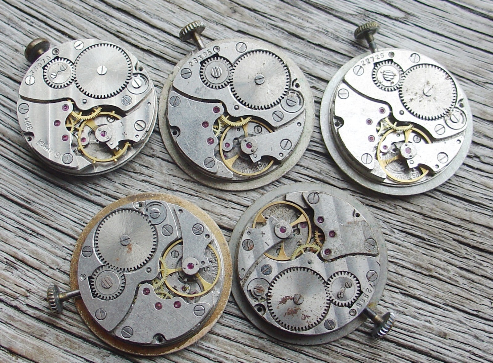 MOVEMENTS (5pS) OF SOVIET RUSSIAN POBEDA (ZIM) WATCHS for parts