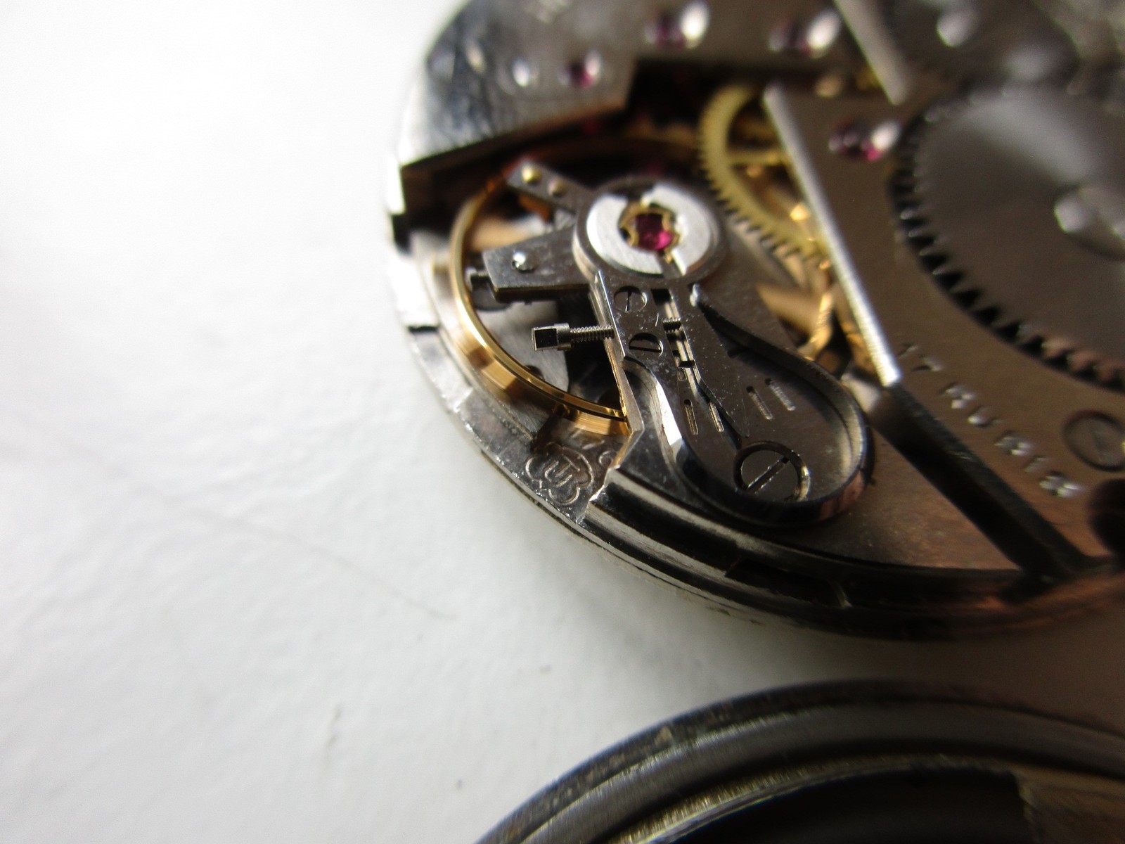 Unitas cal. 176 fine regulator Swiss watch movement – Arsa case – running