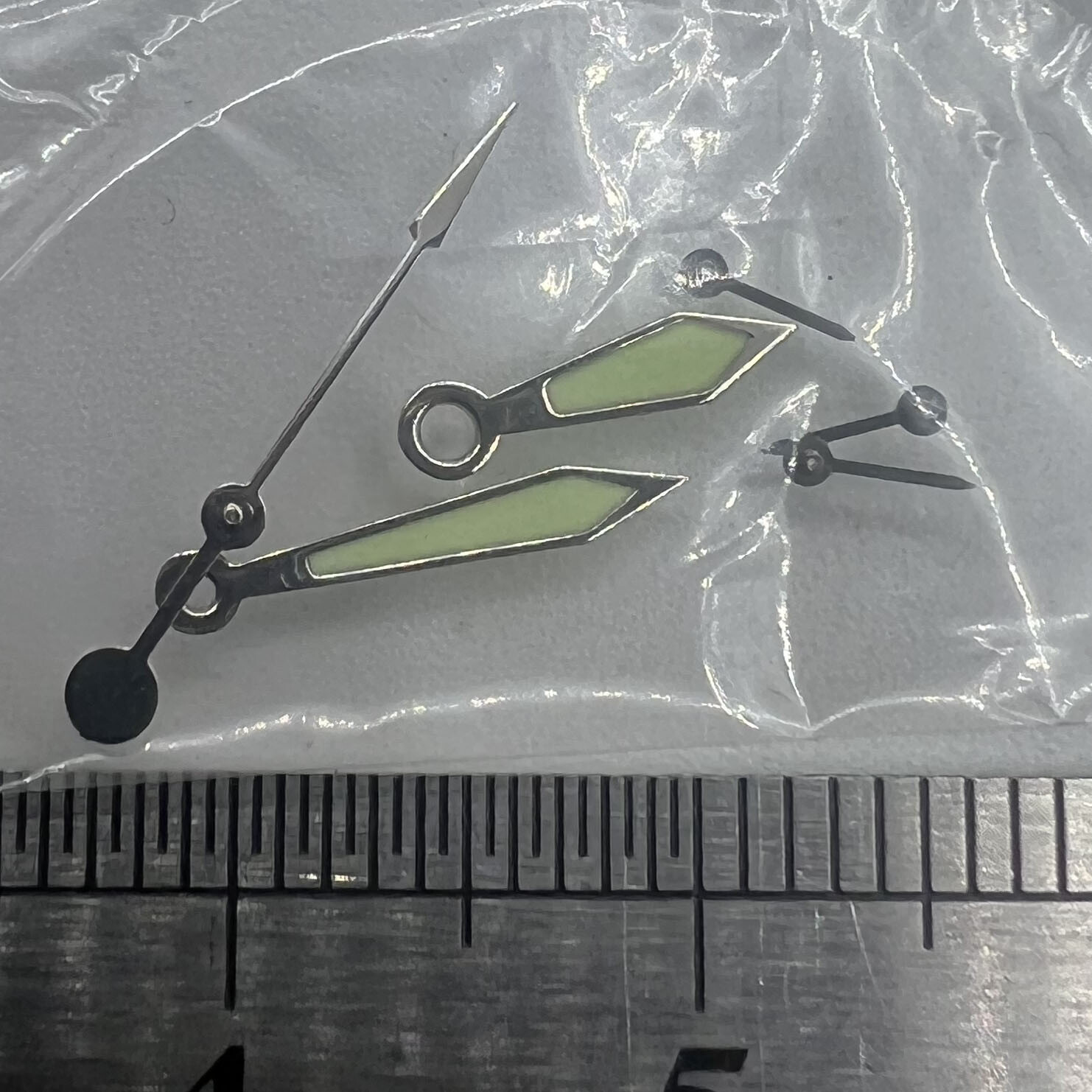 Pointed 11mm Silver Trim Green Luminous Watch Hands for Miyota 0S20 Movement