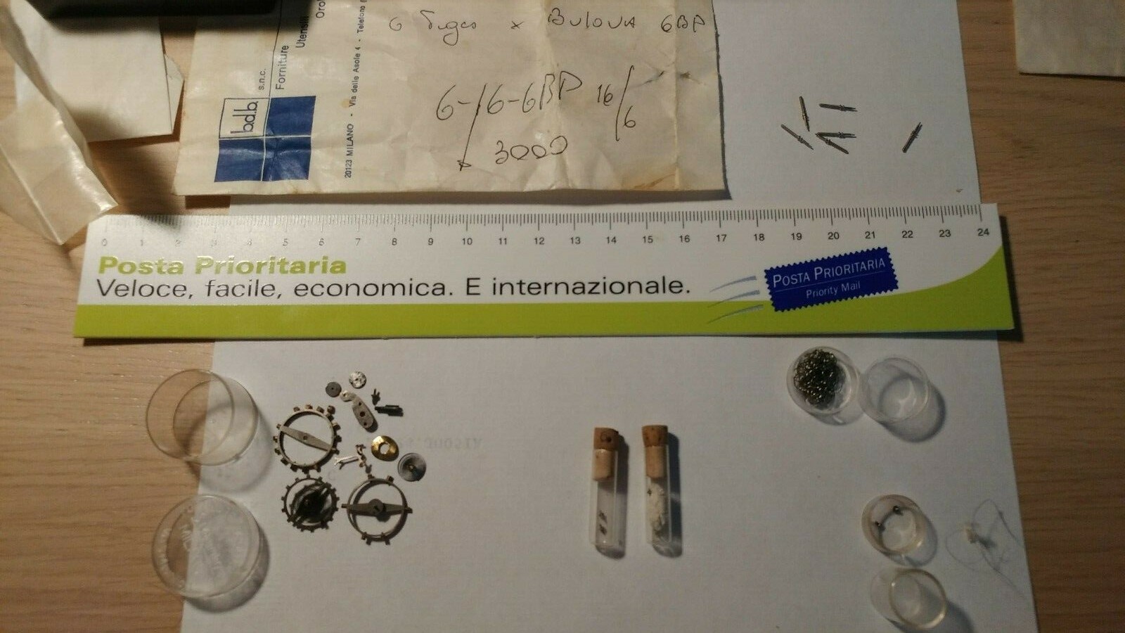 Lotto di ricambi per orologi vintage vari (Bulova e altri) per riparazioni