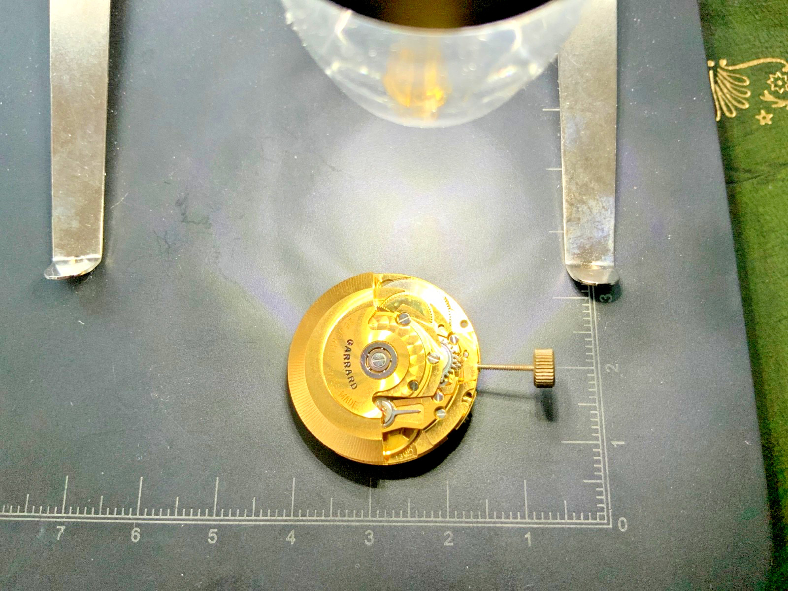 ETA 2824-2 – Y3 automatic watch movement – Garrard – Gold plated